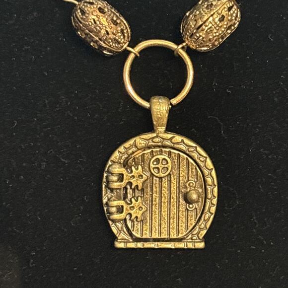 Frida Kahlo Peekaboo Pendant Door Bronze Gold Filigree Square Bead Wood Necklace - Picture 2 of 4